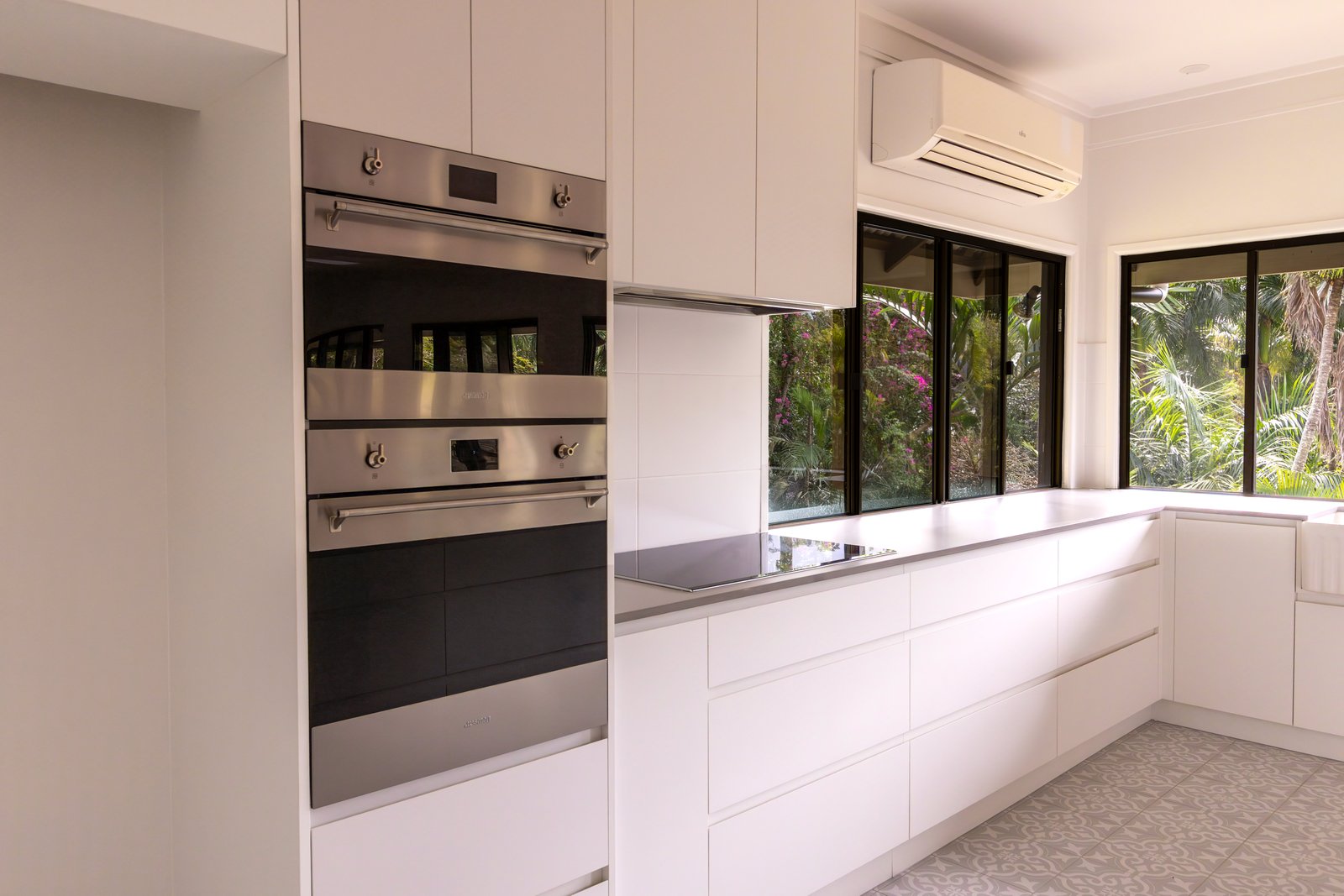 Custom kitchen fitout — high-end residential